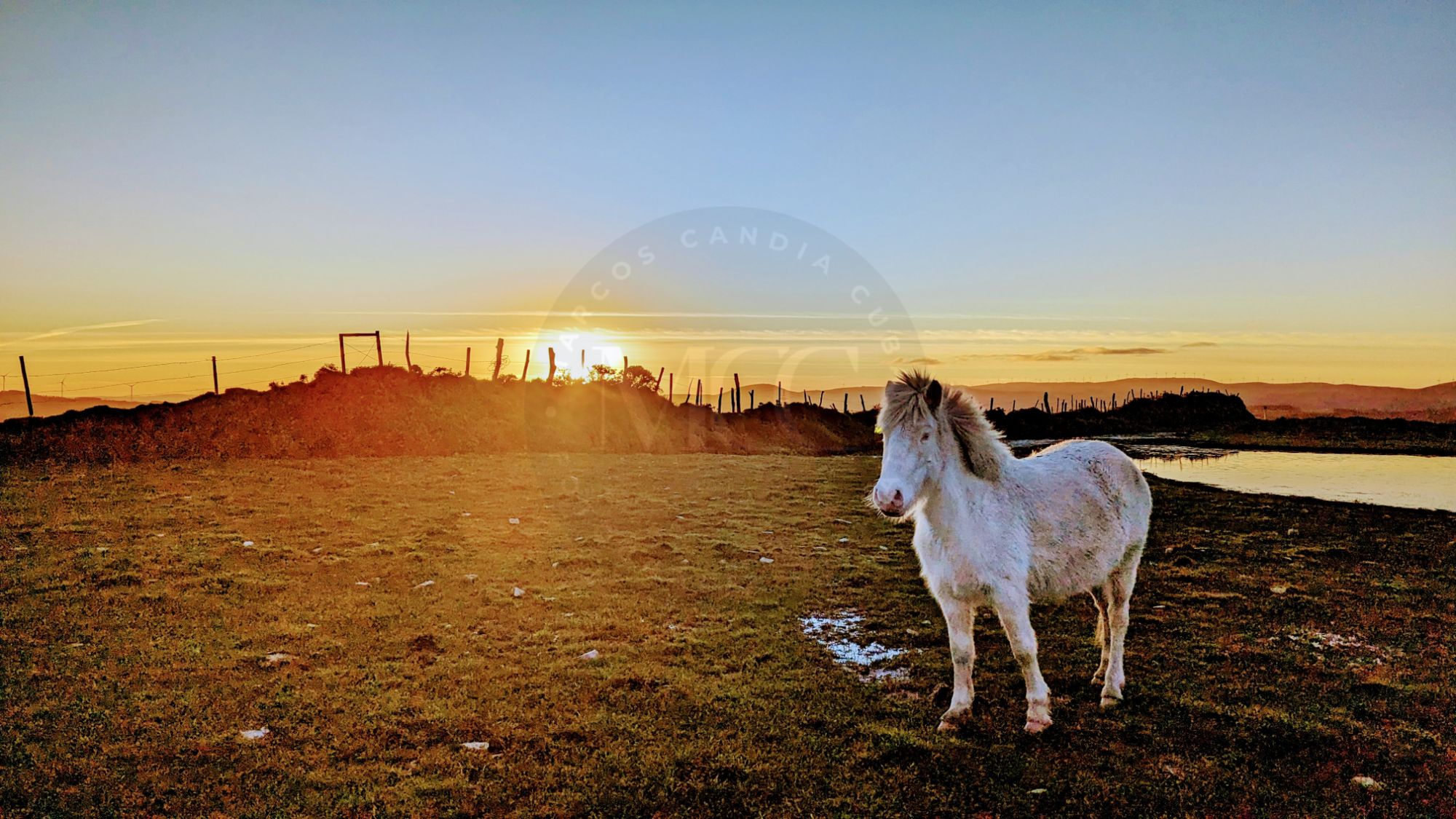 Solpor dende a Pena da Roca