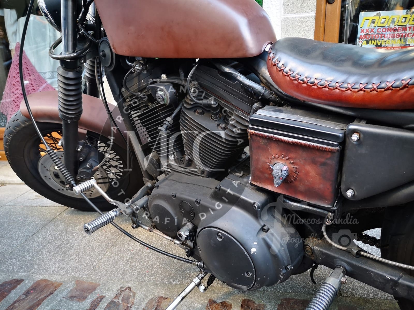 Especial concentración de motos. «Curiosa moto»
