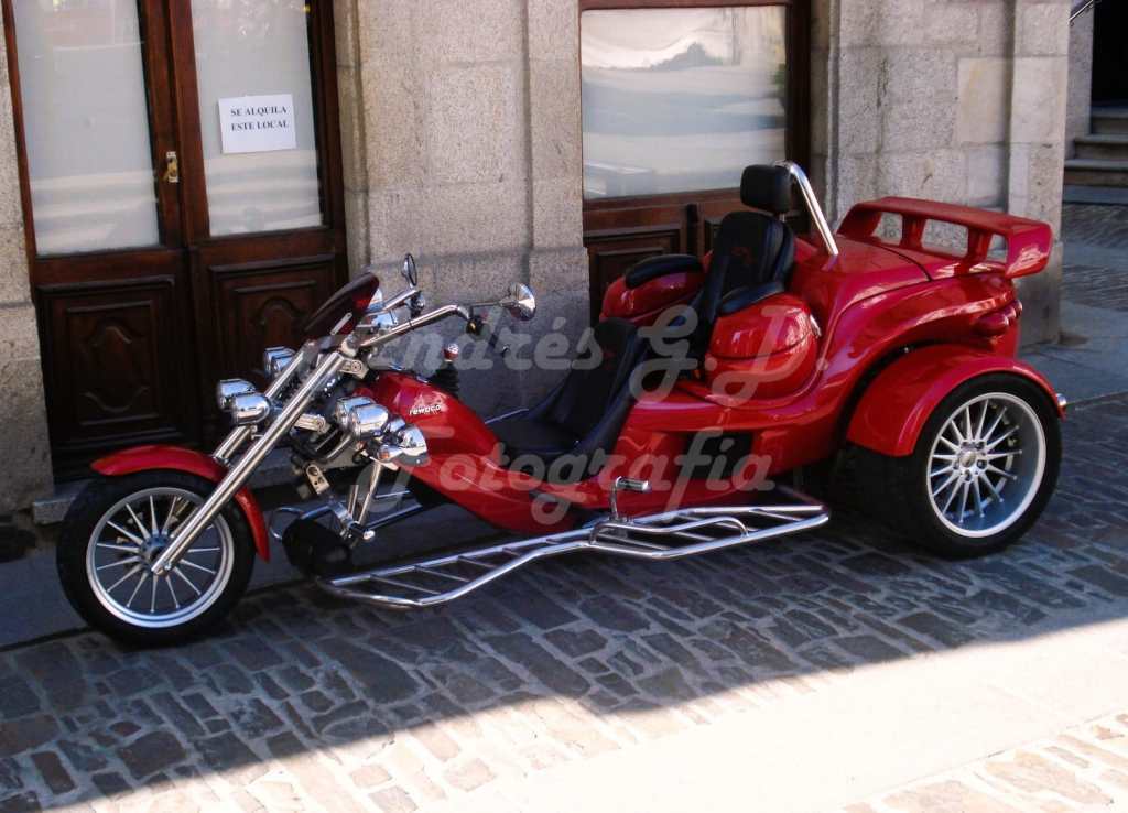 Especial concentración de motos.&nbsp;«Rewaco»