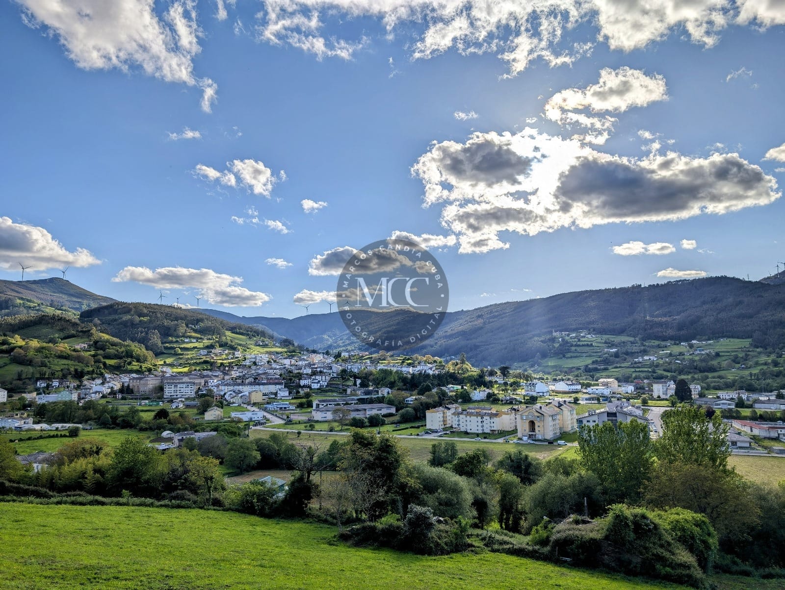 Vista primaveral do val