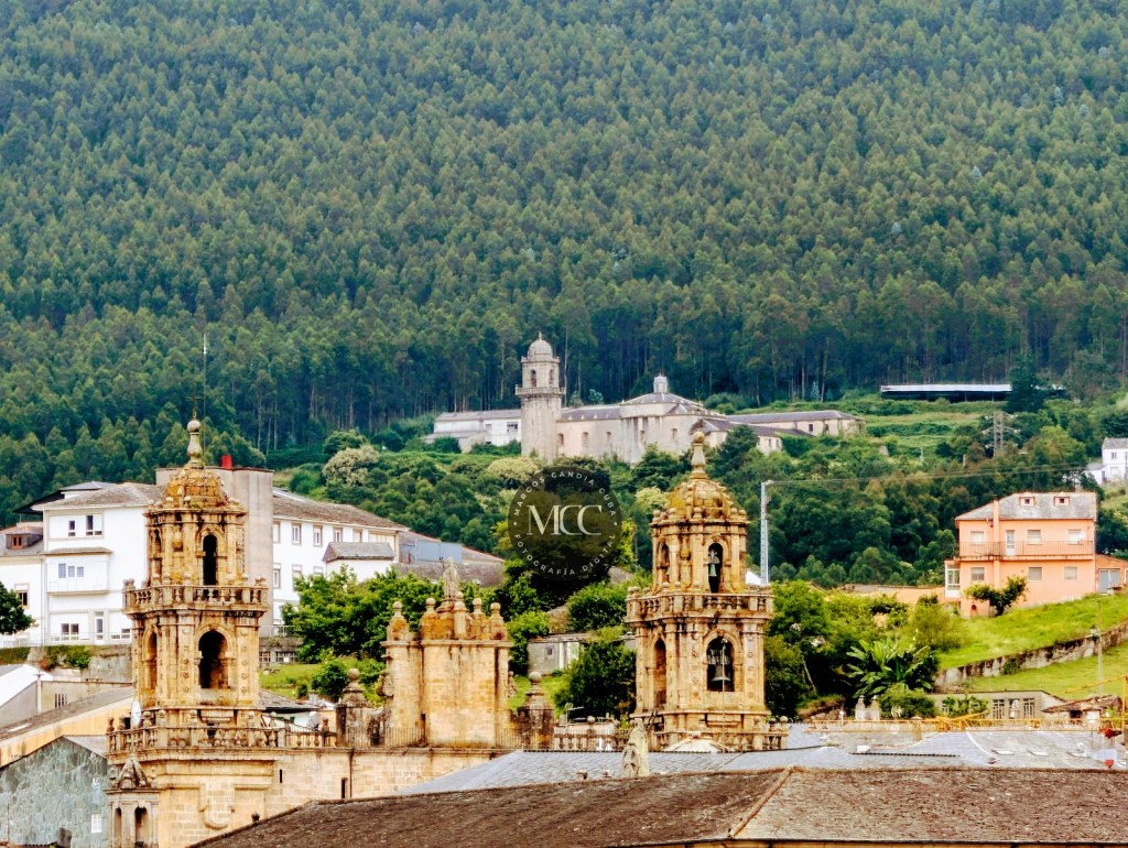 O Mosteiro entre as&nbsp;torres