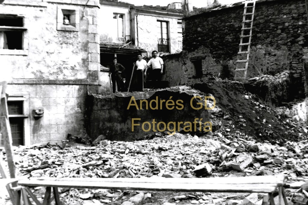 Obras na praza Oswaldo&nbsp;Codina