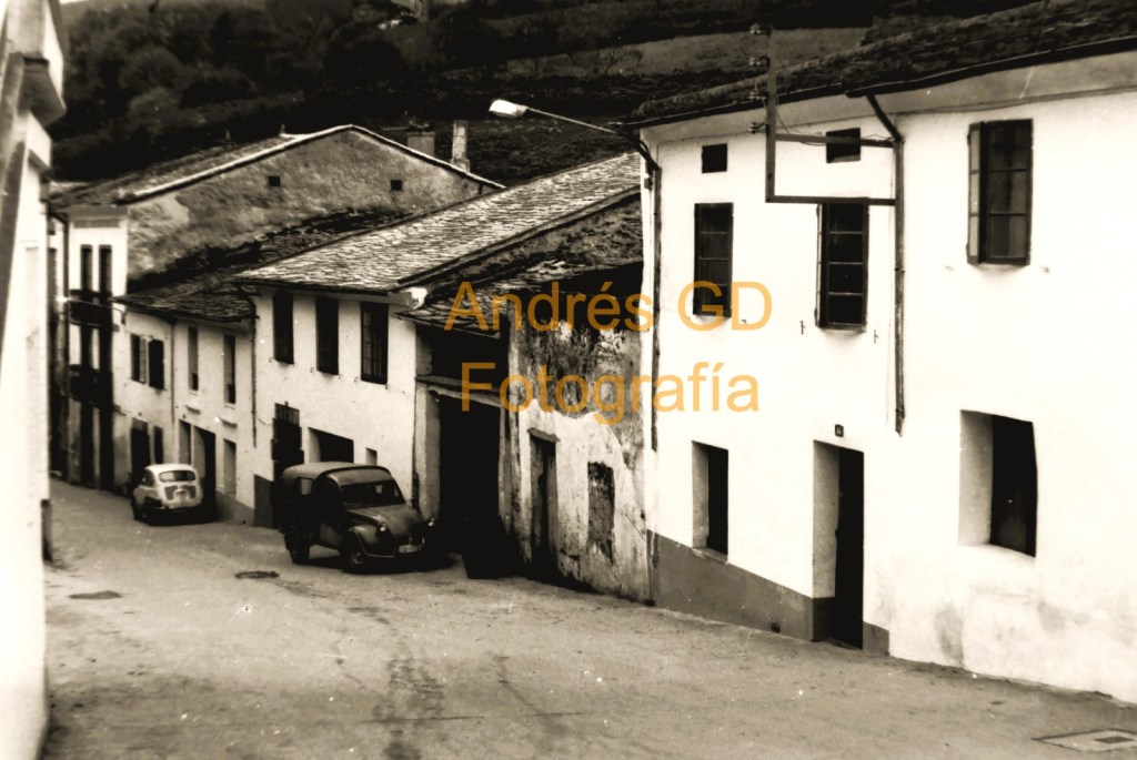 Propietarios do segundo tramo da rúa Febrero&nbsp;(1969)